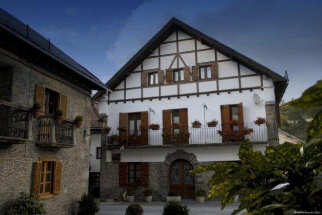 Hostal Casa Sario Хауррьета Экстерьер фото